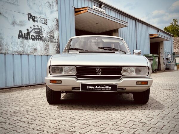 Peugeot 504 Coupé 2 litres – Image 19