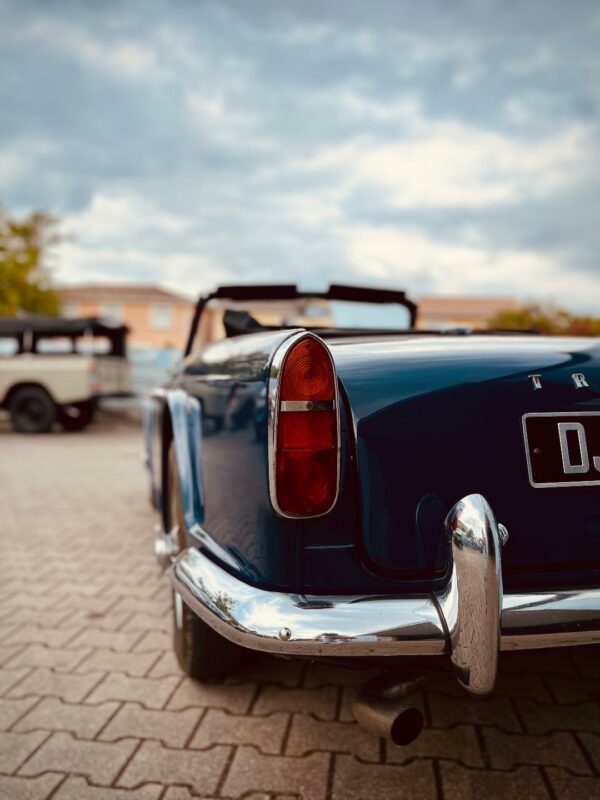 TRIUMPH TR4 A IRS – Image 10