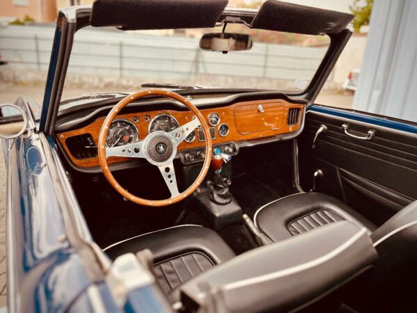 TRIUMPH TR4 A IRS – Image 11