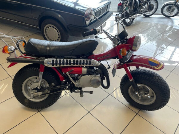 Suzuki VANVAN RV 90