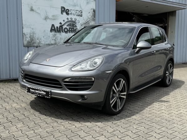 PORSCHE CAYENNE V8S