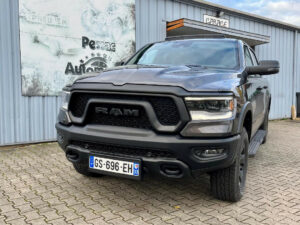 DODGE RAM CREW CAB 5.7 REBEL NIGHT EDITION