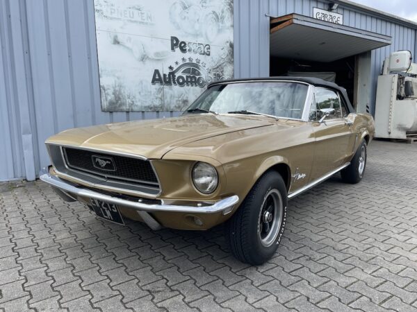 ford mustang cabriolet