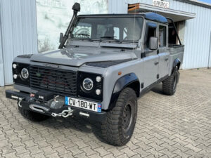 LAND ROVER DEFENDER 130 CREW CAB