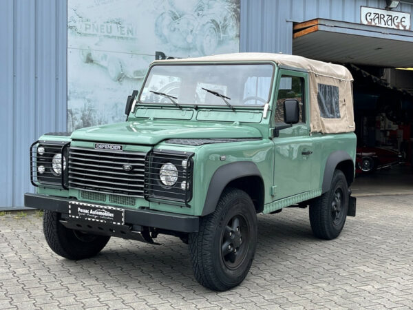 LAND ROVER DEFENDER 90 TD5 6 PLACES