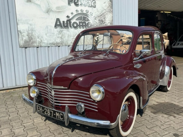 RENAULT 4CV DECOUVRABLE