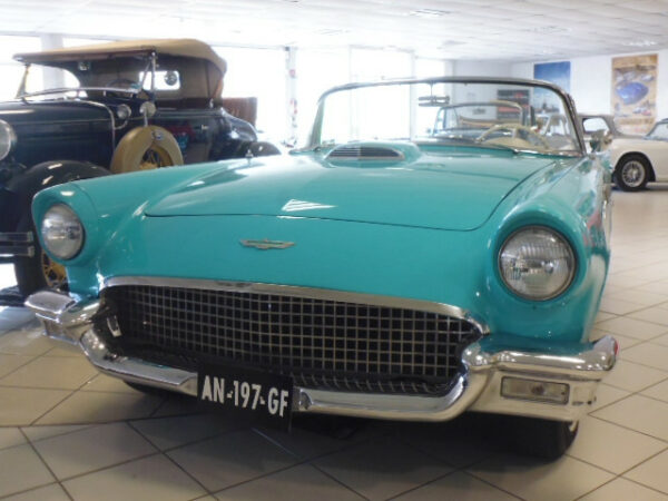 ford thunderbird
