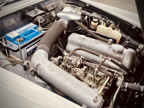 Mercedes 190 SL – Image 10