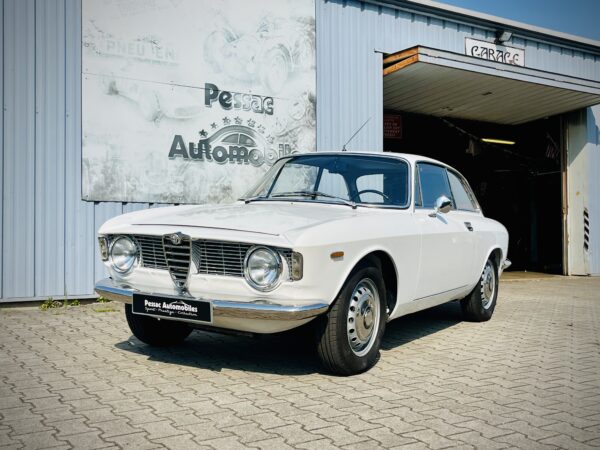 Alfa Romeo 1600 GT Scalino