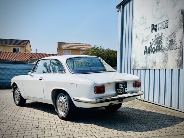 Alfa Romeo 1600 GT Scalino – Image 4